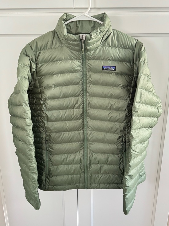 Patagonia Jackets & Blazers - Patagonia Lightweight Puffer Jacket in Sage